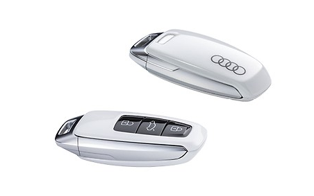 Original Audi Schlüsseltasche / Schlüsselcover Hülle Tasche Schlüssel Key Cover Weiß für Audi A3 8Y A6 4A C8 A7 4K A8 4N Q8 4M Q4 e-tron F4 Q7 4M e-tron GT GE von Volkswagen AG