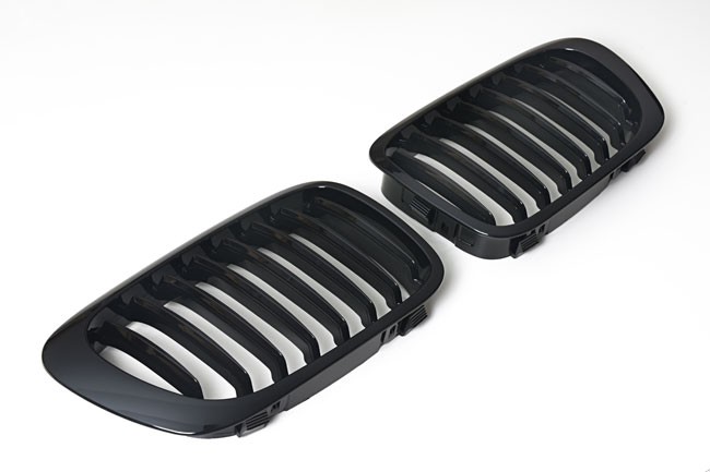 PREMIUM Kühlergrill Sport Grill Gitter Schwarz Glanz für BMW E46 2-T von Goingfast GmbH