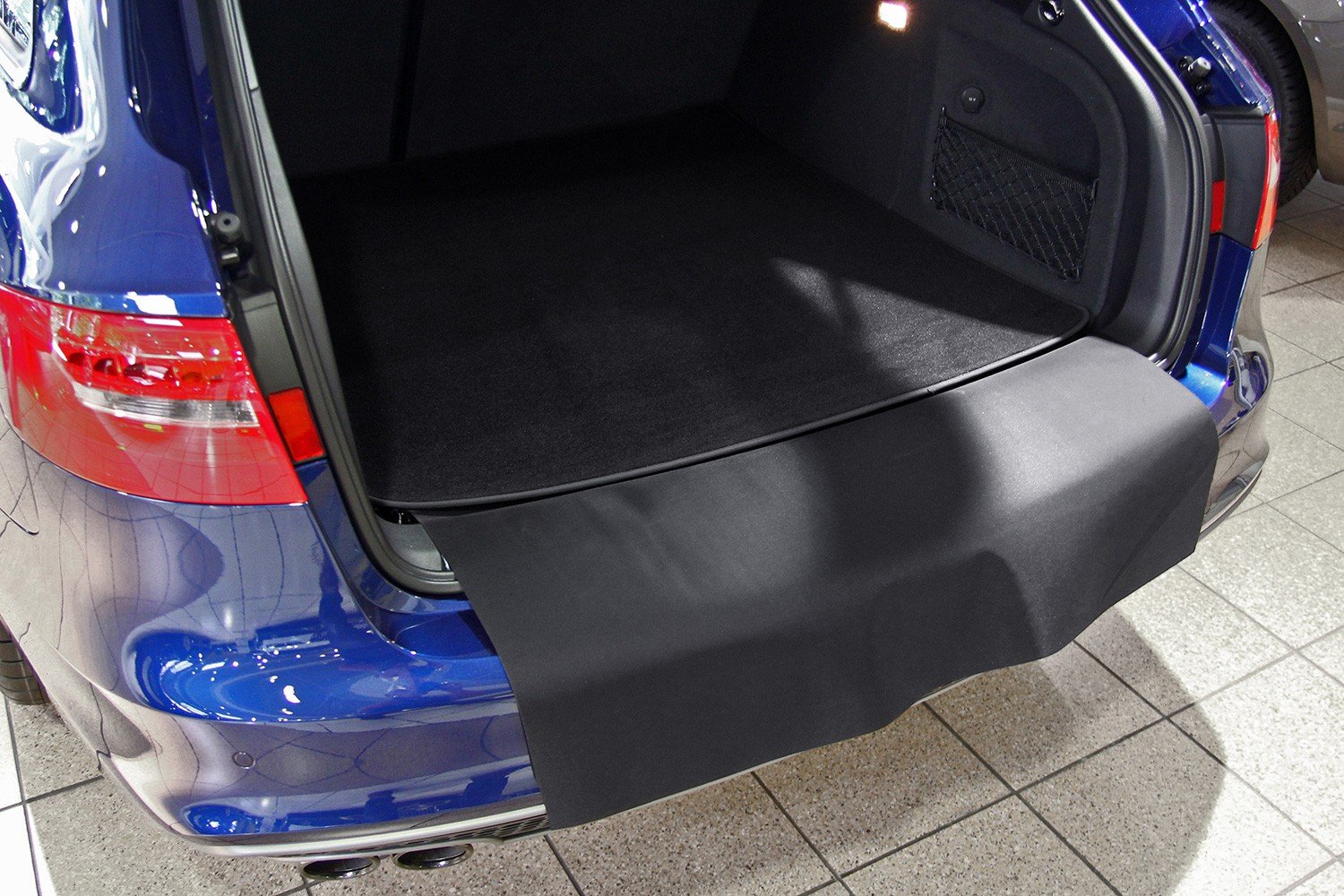 tuning-art 2924 Kofferraummatte für Audi A4 B9 8W Avant 2015-2-teilig mit Ladekantenschutz von tuning-art