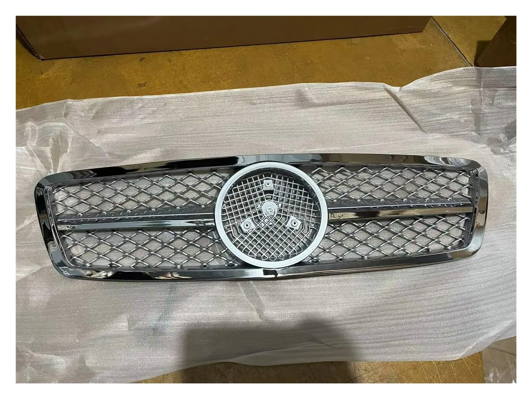 Auto Kühlergrill Für Benz Für C-Klasse W203 C200 C240 ​​C280 C320 2001 02 03 04 05 06 2007 ABS Grills Frontstoßstange Kühlergrill Haube Tuning Racing Grill Front Kühlergrille(All Silver) von URAGER