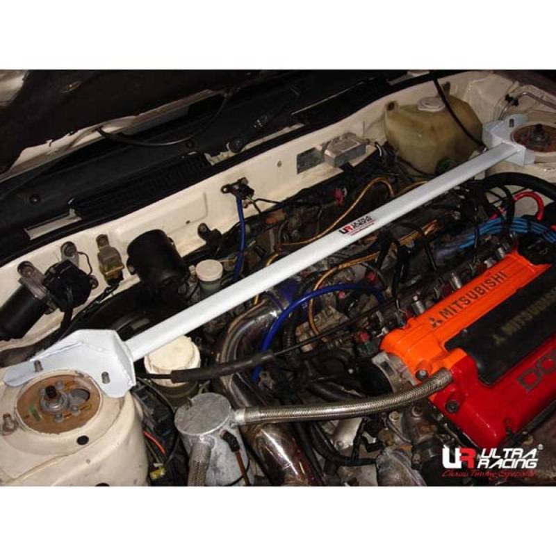 Mitsubishi Galant 87-93 VR4 ULTRARACING FRONT UPPER STRUTBAR von Ultra Racing