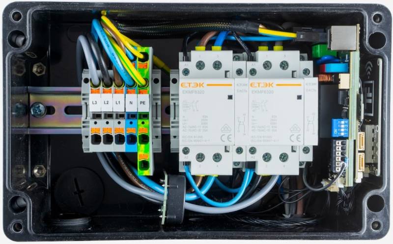 WARP3 Charger Smart Wallbox | V4A Edelstahl | bis zu 22kW, Open Source, Made in Germany (WARP3-CS-11KW-50) von Warp