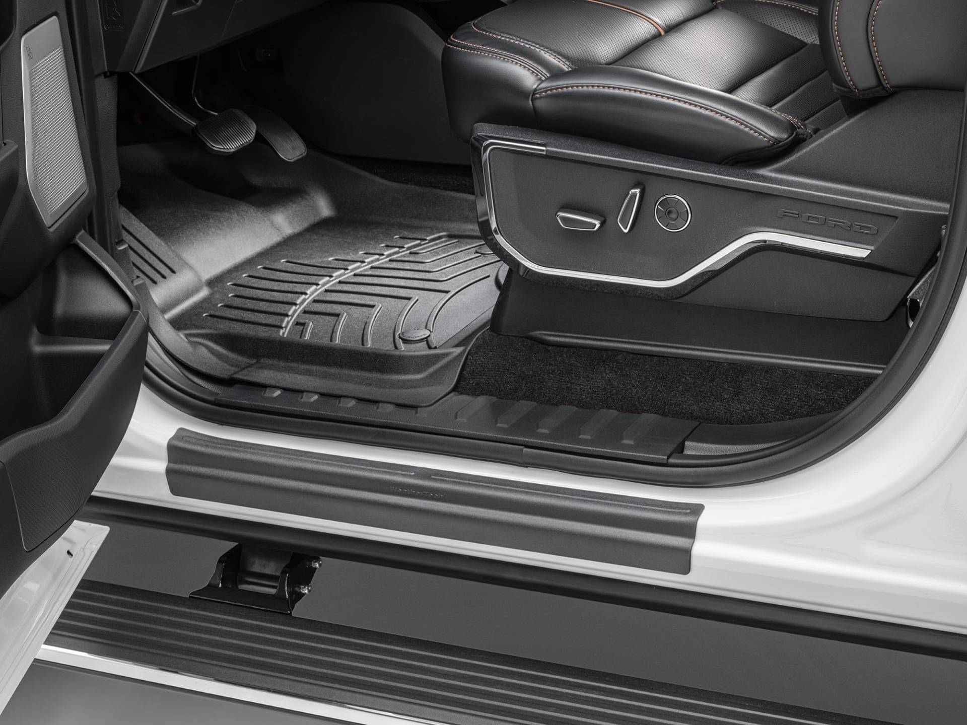 WeatherTech SillProtector ST002K2, passgenau, schlagfest, Auto-Türschwellenschutz, für Ford F-150-2 Tür-Set, Schwarz von WeatherTech