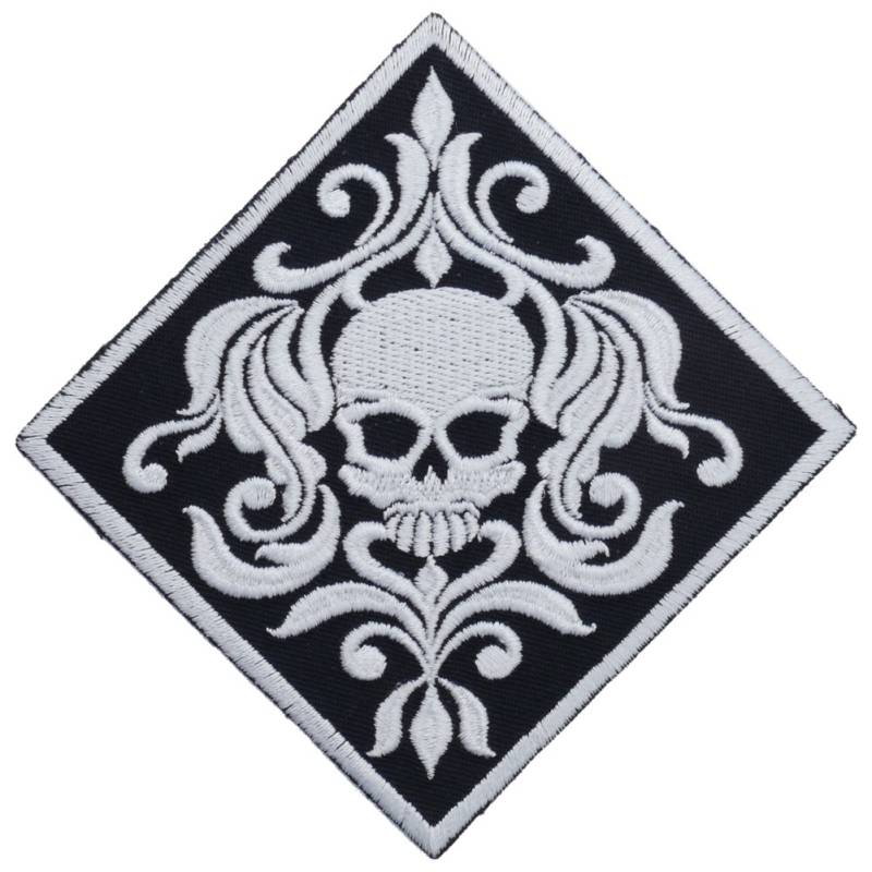 Wolfszeit Aufnäher Goth-Skull mit Tribal - Totenkopf in einem auf der Spitze stehendem Quadrat - so gemessen ca. 11x11cm von Wolfszeit