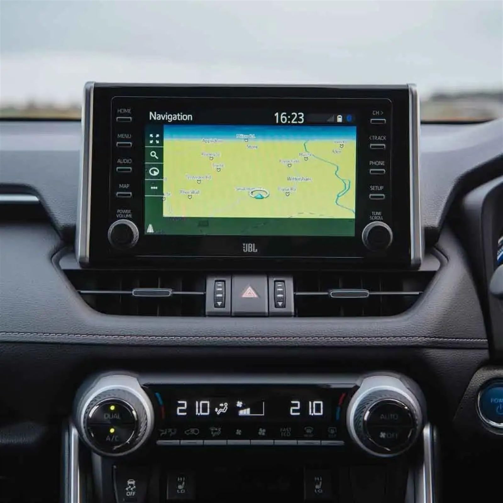 XDETGOK Kompatibel Mit Toyota Für RAV4 5. 2021 2022 2023 8 Zoll Auto-GPS-Navigations-LCD-Bildschirm Displayschutzfolie Aus Gehärtetem Glas Auto-Displayschutzfolien von XDETGOK