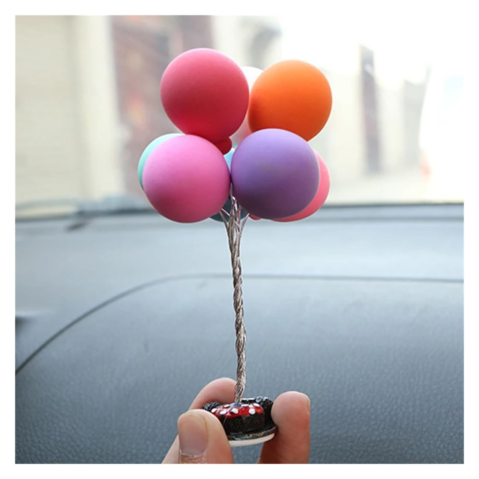 Auto Innenbereich Anime Paare Für Auto Ornament Modell Niedlichen Kuss Ballon Auto Innendekoration Rosa Armaturenbrett Figur Auto Innenraum(Colorful) von XIAOYANS