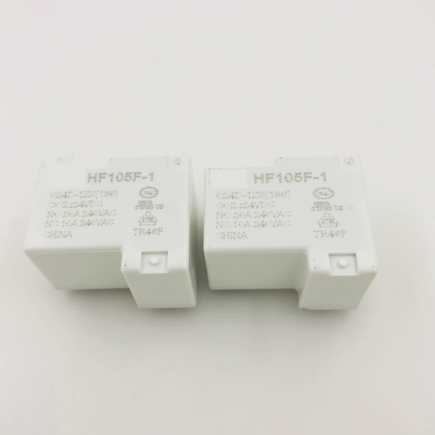 HF105F-1-024D-1ZS (136) Relay 24VDC One set conversion 5-pin 20A240VAC YYVFLAUX von YYVFLAUX