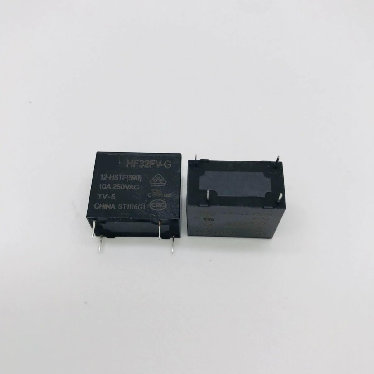 HF32FV-G-12-HSTF (590) 012VDC set of normally open 4-pin 10A250VAC relay YYVFLAUX von YYVFLAUX