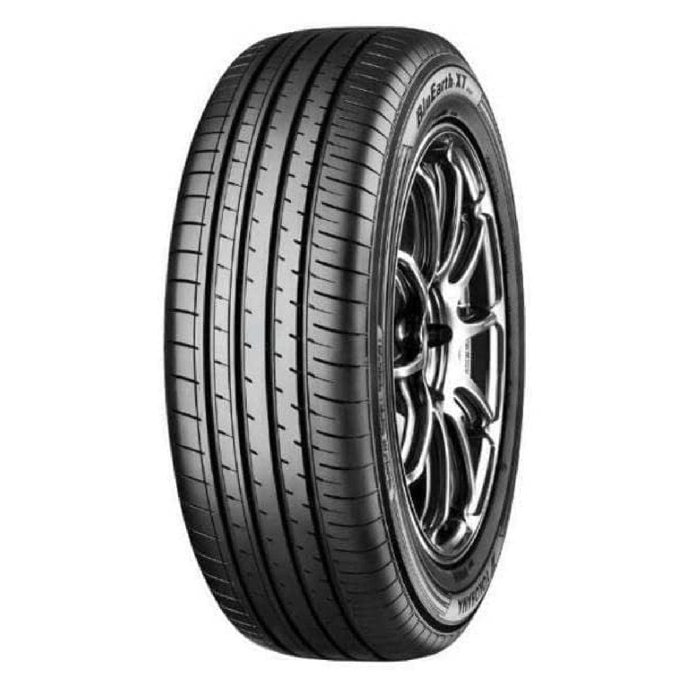 YOKOHAMA 215/65R17 99V BLUE-XT AE61 68CA von Yokohama