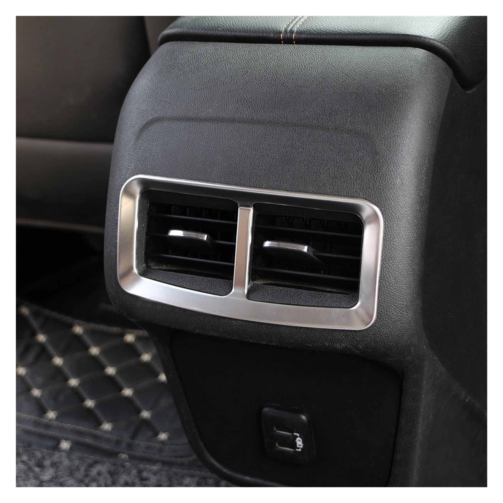 Auto Innenraum Für Chevrolet Für Equinox 2017 2018 2019 Auto Styling ABS Auto Hinten Klimaanlage Vent Outlet Dekoration Abdeckung Innen Aufkleber Auto Zierleisten Innen(Glossy Silver) von ZHANFEIS