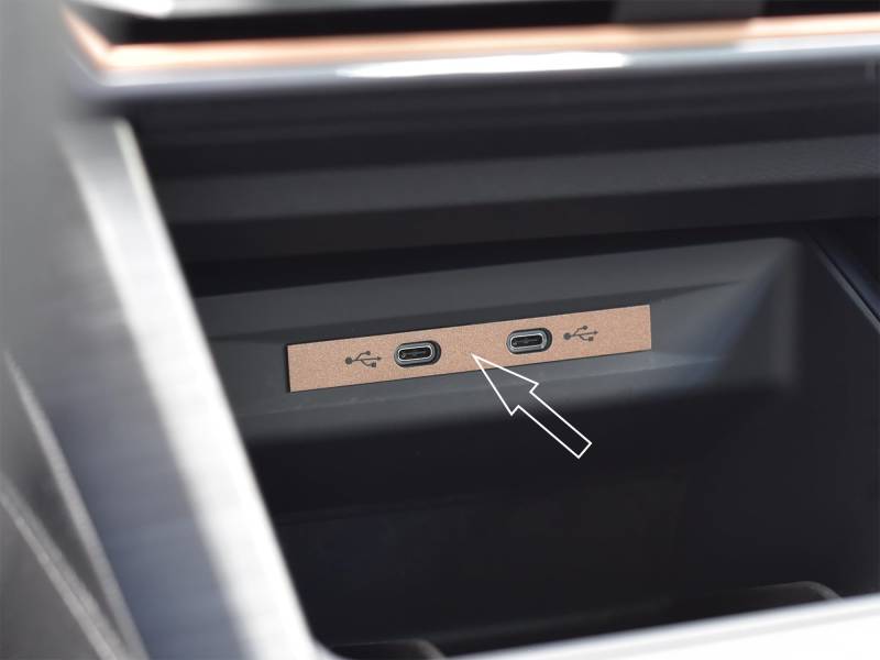 autoCOVR Abdeckung aus Stahl für Cupra.Leon/Formentor | Farbe COOPER Stil - Dekoration USB-Slot | 1 Stück Edelstahl V1 V2 VZ1 VZ2 VZ3 VZ5 VZ Veloz Edition Leon Tuning Zubehör von autoCOVR