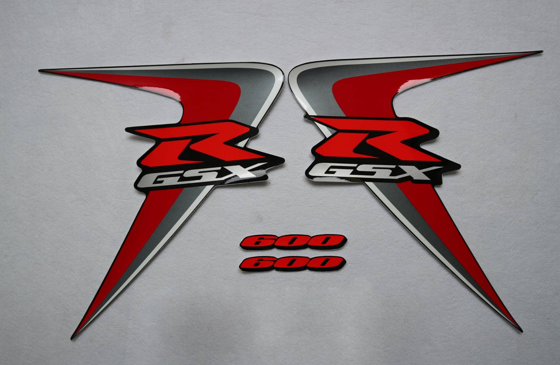 baobaohu Grafik-Set für GSX-R750 GSX-R600 K6 2006 2007 06 07 GSXR 600 750 K6 Aufkleber Aufkleber Schutz Dekoration Motorrad Karosserie Verkleidung Aufkleber Rot von baobaohu