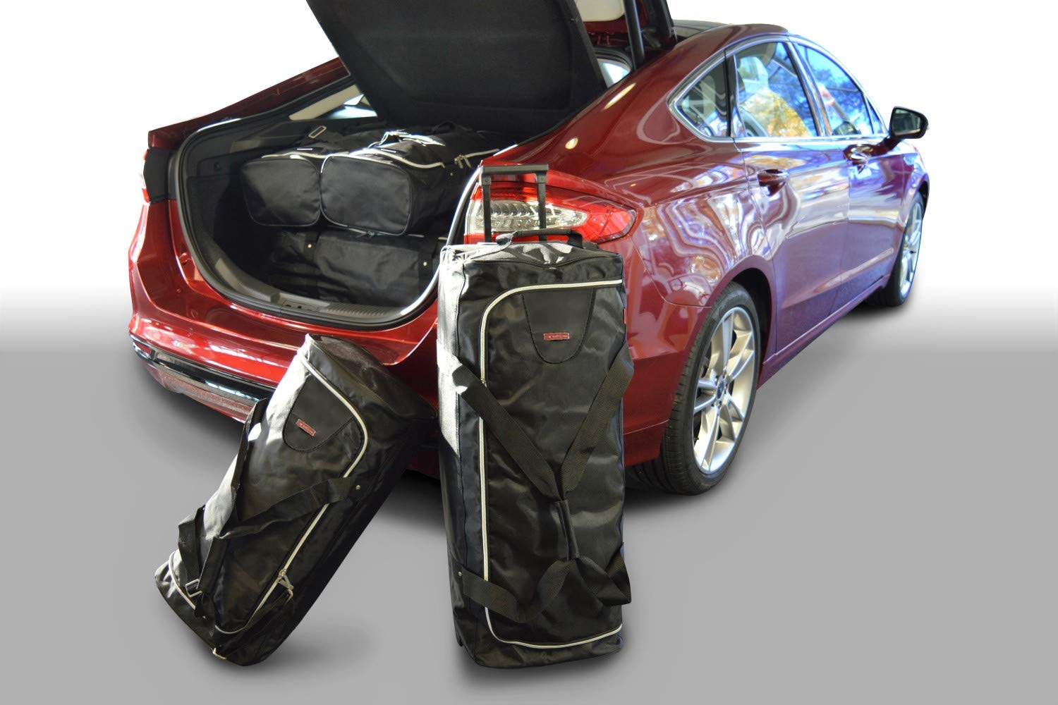 car-bags F10701S Mondeo V Reistassen-Set Trolley + 3 x Handtas von car-bags