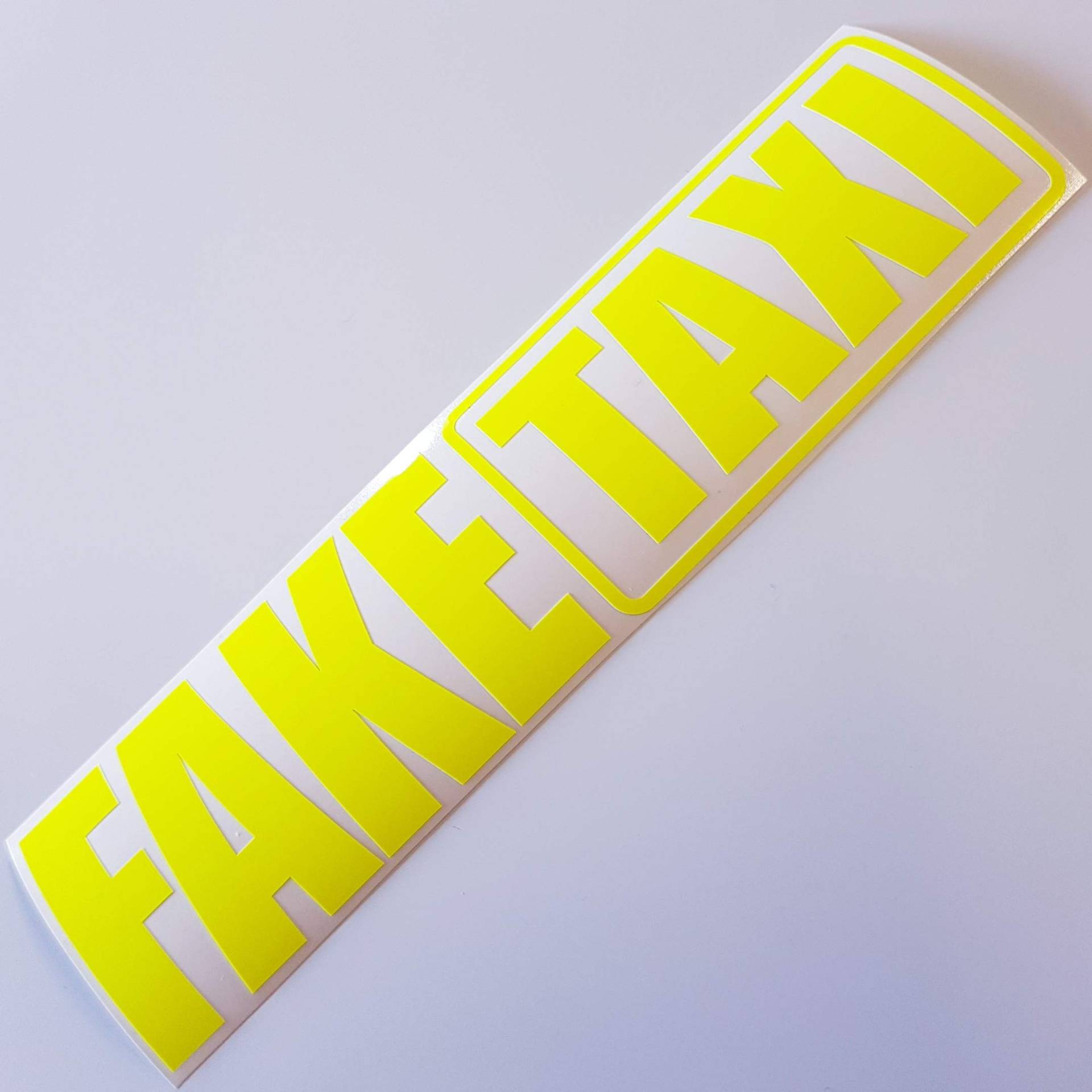 folien-zentrum Fake Taxi Neon gelb 16 cm x 4 cm Auto Aufkleber JDM Tuning Autoaufkleber OEM Dub Decal Stickerbomb Bombing Fun Roller Scooter Motorrad 415 von folien-zentrum