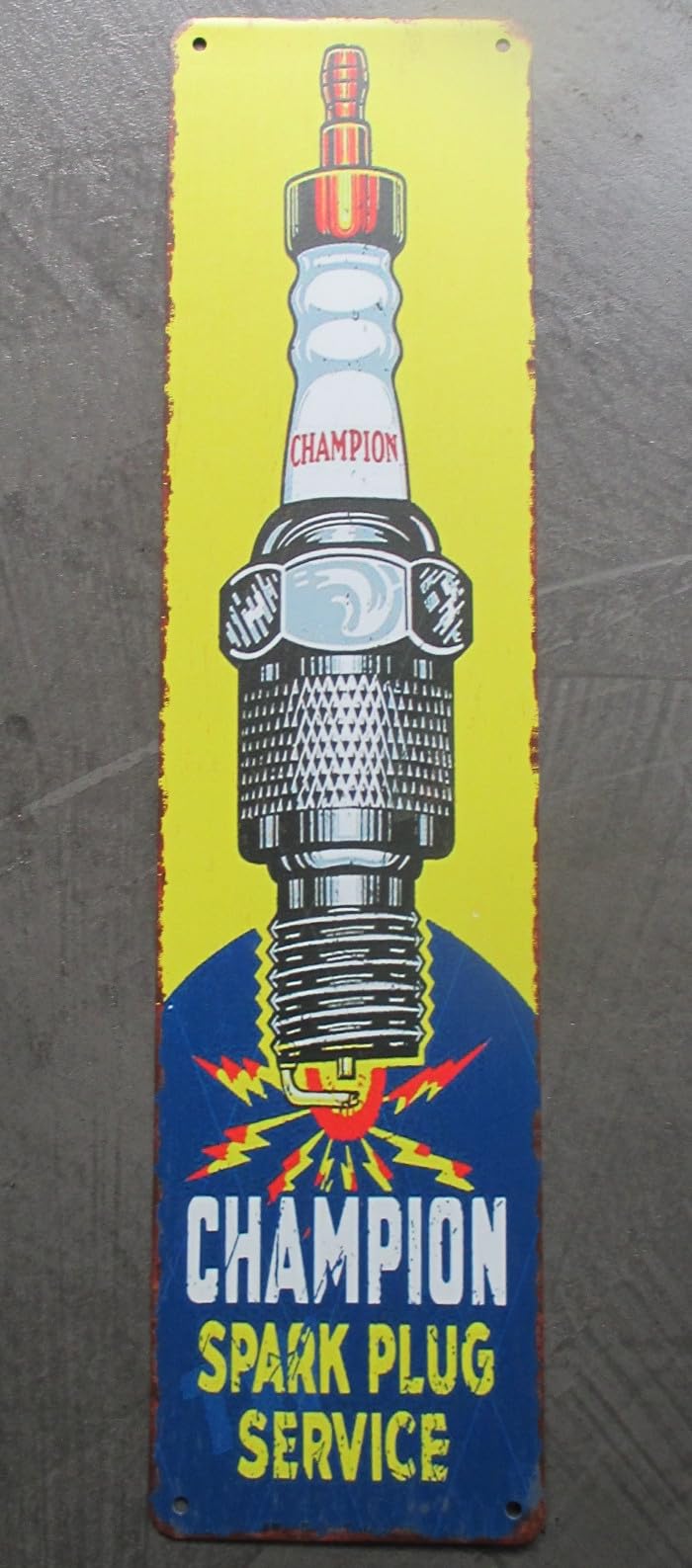 hotrodspirit - Dekoratives Schild Champion Spark Plug, 46 x 10 cm, Straßenformat von hotrodspirit