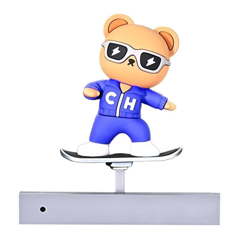 Skateboarding Bear Car Decor | Central Control Screen Ornament | Cute Cartoon Figurine | Fun Car Accessories for Men and Women, Adorable Car Decoration for Personalizing Your Vehicle von kivrimlarv