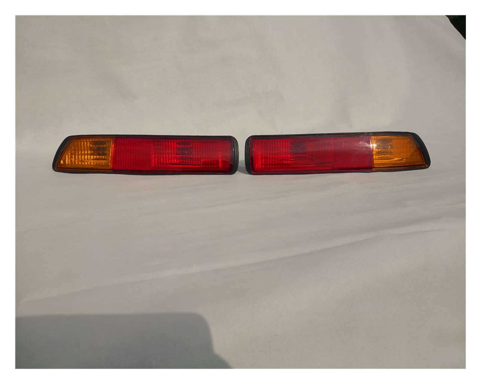 Auto Rückleuchten 2 Stücke Für Mitsubishi Für Pajero Für Montero Für Shogun 3 Iii 2001-2002 Rot Schwanz Stoßstange Lampe Rücklicht Mr508783 Mr508784 Auto Rotes Rücklicht Bremslicht ( Color : Pair ) von pclele