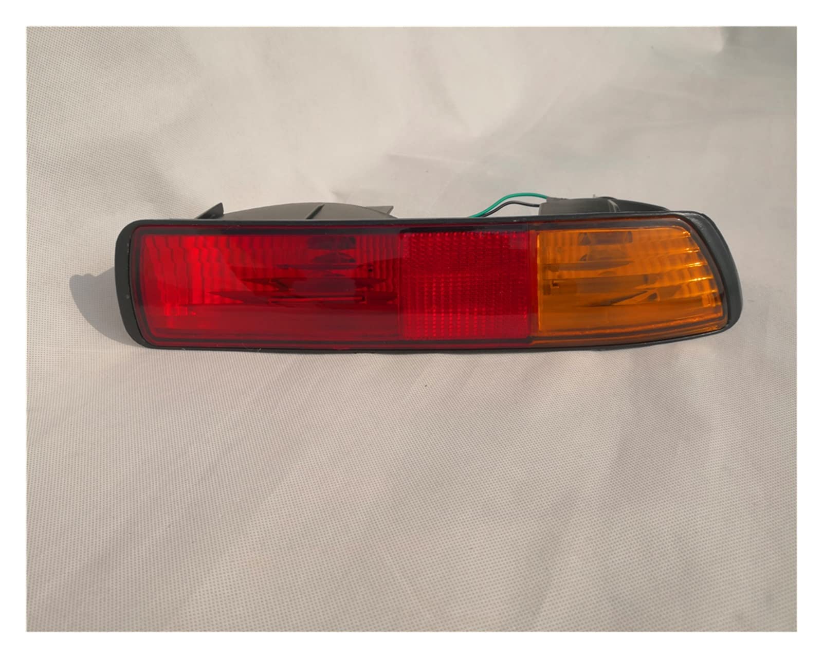 Auto Rückleuchten 2 Stücke Für Mitsubishi Für Pajero Für Montero Für Shogun 3 Iii 2001-2002 Rot Schwanz Stoßstange Lampe Rücklicht Mr508783 Mr508784 Auto Rotes Rücklicht Bremslicht ( Color : Rechts ) von pclele