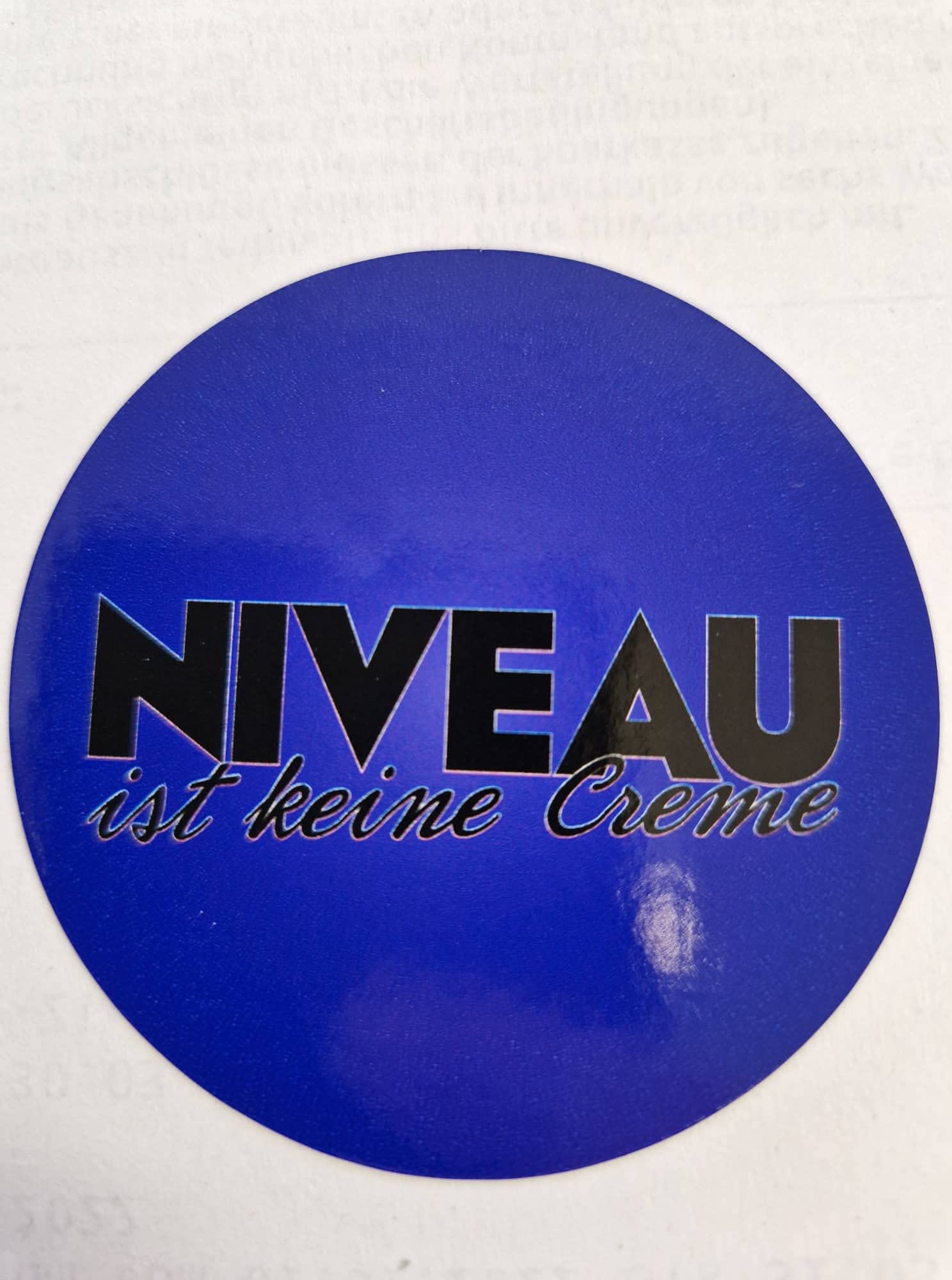 Niveau ist Keine Creme Fun Aufkleber Sticker Blau/schwarz von stickerpoint24