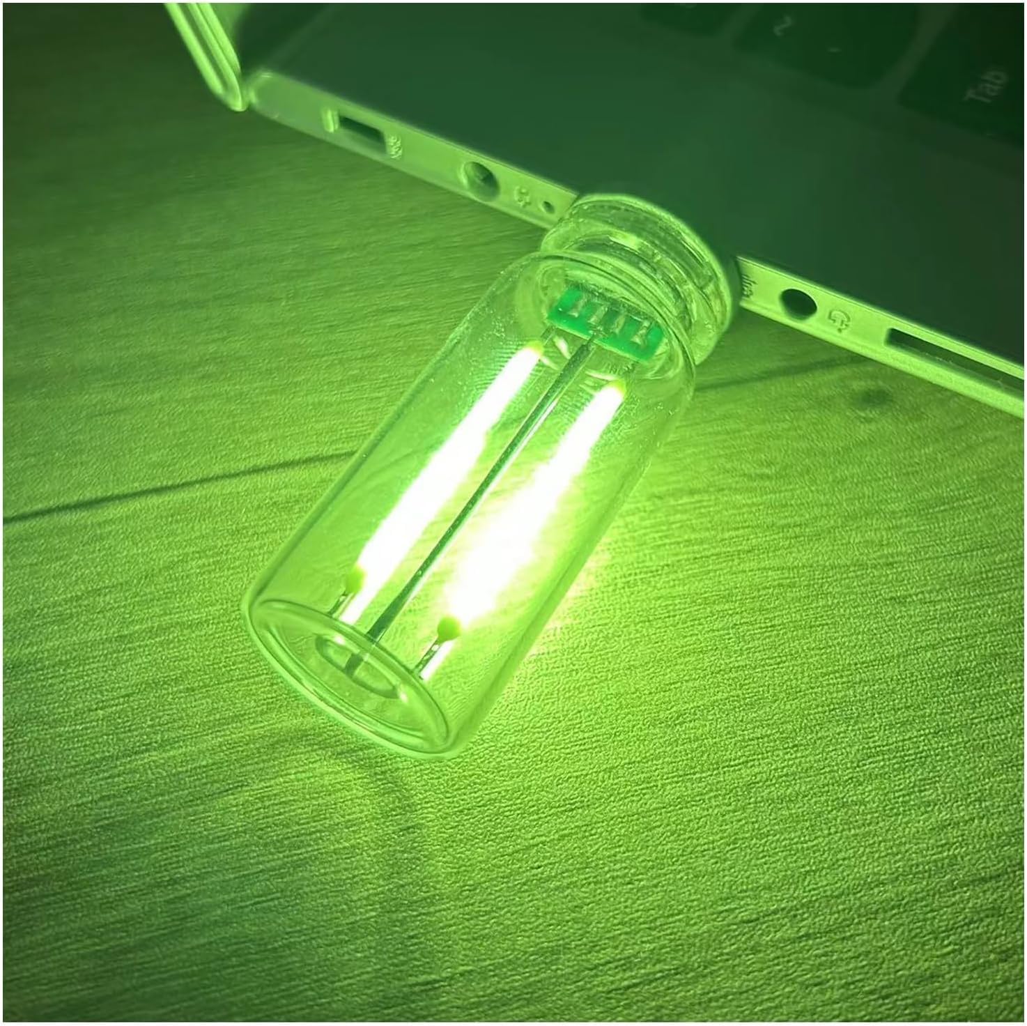 Retro-Inspired Auto LED-Atmosphäre Lichter, Mini USB Light Car, Plug-in USB Automotive Interface Charging Nachtlampen, Auto Zubehör Innenraum-Atmosphäre Leuchten für Auto, Schlafzimmer, Diele (Grün) von xinrongda